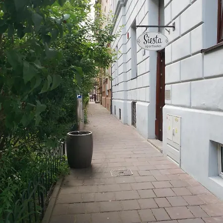 Hall - Basement Apartment Krakow